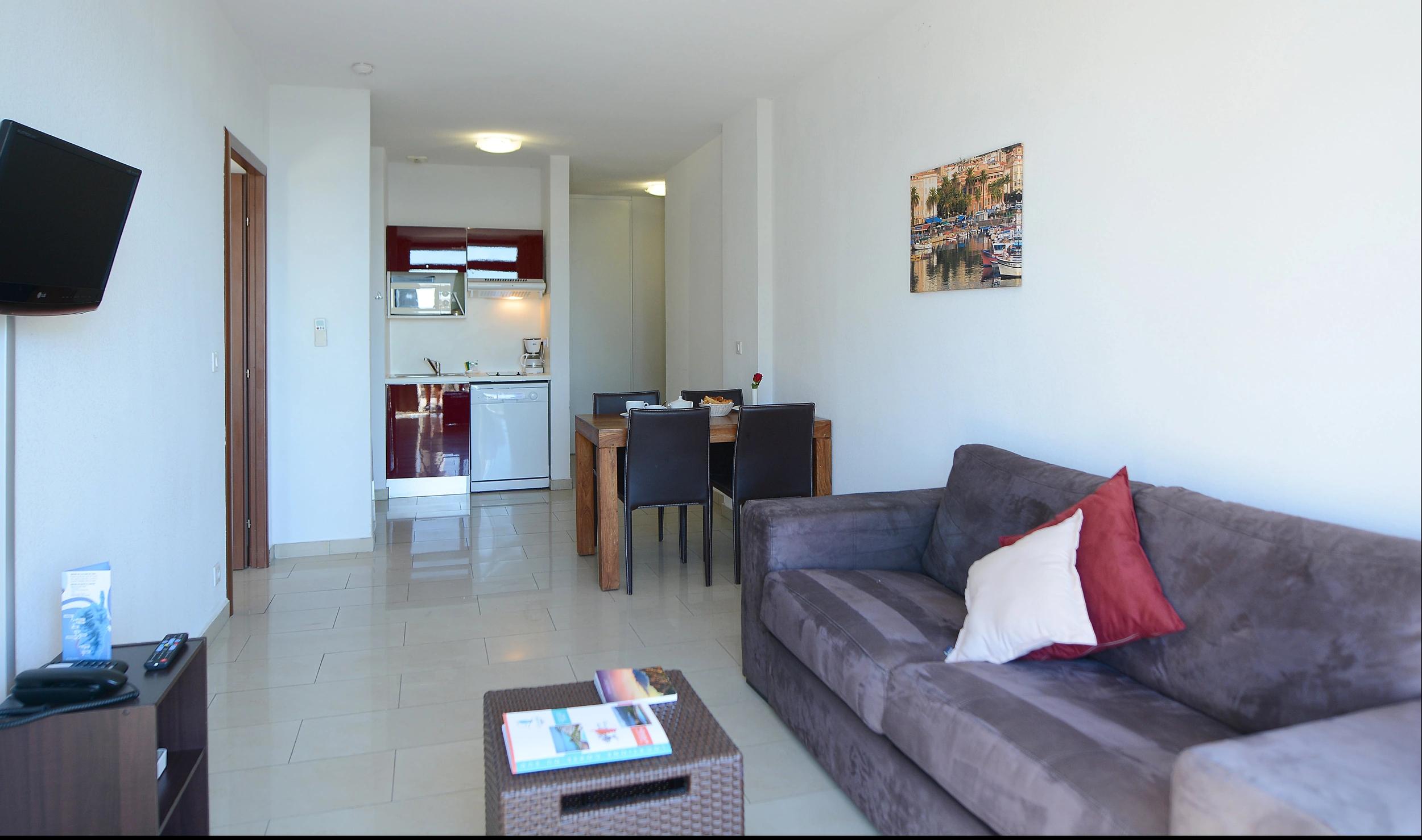 Appartements pour 6 personnes côté jardin à Ajaccio